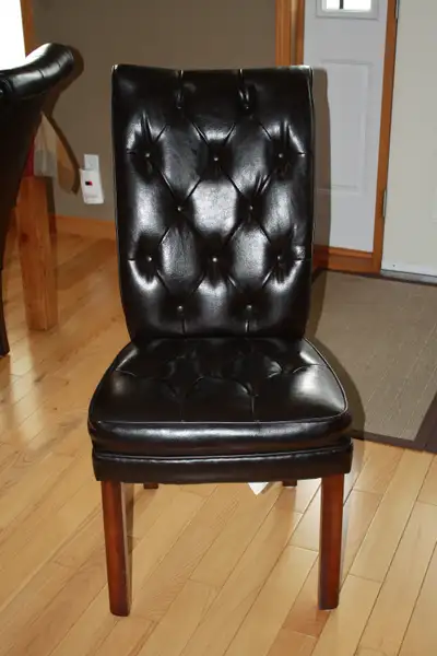 4 Leather Dining Room Chairs