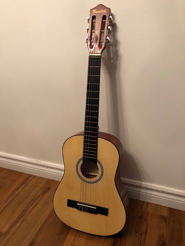 Half-size Acoustic Guitar, Mansfield | Guitars | City of Toronto | Kijiji