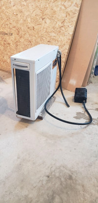 Carrier Ductless air-conditioning system (used) 