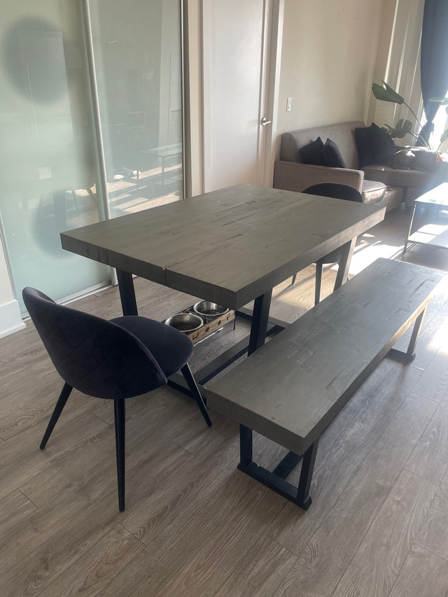 Dining table, Bench and 2 chairs | Dining Tables & Sets | City of Toronto |  Kijiji