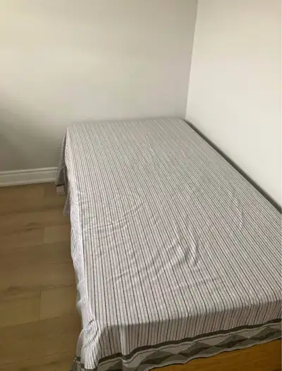 sharing room for rent for girl
