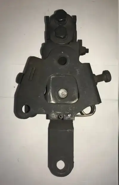 YES IF YOU SEE THE AD IT IS STILL AVAILABLE SO ASK SOMETHING ELSE IF YOU ARE INTERESTED THANKS No sh...