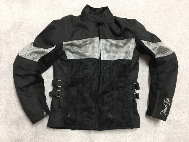 Women’s motorcycle jacket in Women's - Other in Oshawa / Durham Region