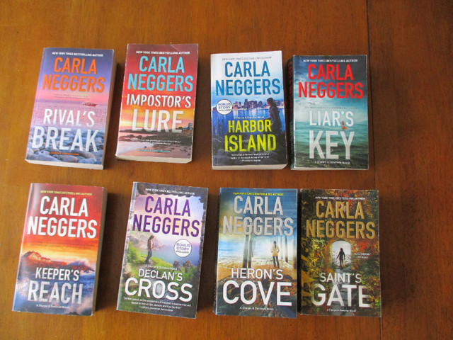 Carla Neggers Novels dans Ouvrages de fiction  à Bridgewater - Image 2