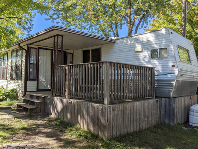 **Priced to Sell** Enjoy the lake view without paying premium lot fees! This well-maintained 38ft 20...