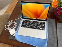 2020 MacBook Air 13” i3 8GB RAM 