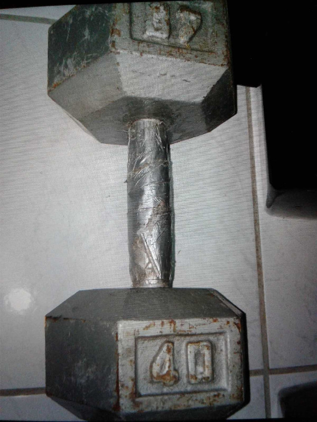 2x 40 pounds iron hex dumbbells for $70 total  in Exercise Equipment in City of Toronto - Image 2