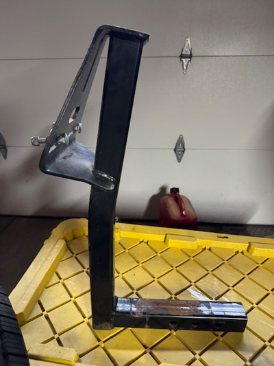 Trailer hitch spare tire carrier. Fits in 2" receiver.