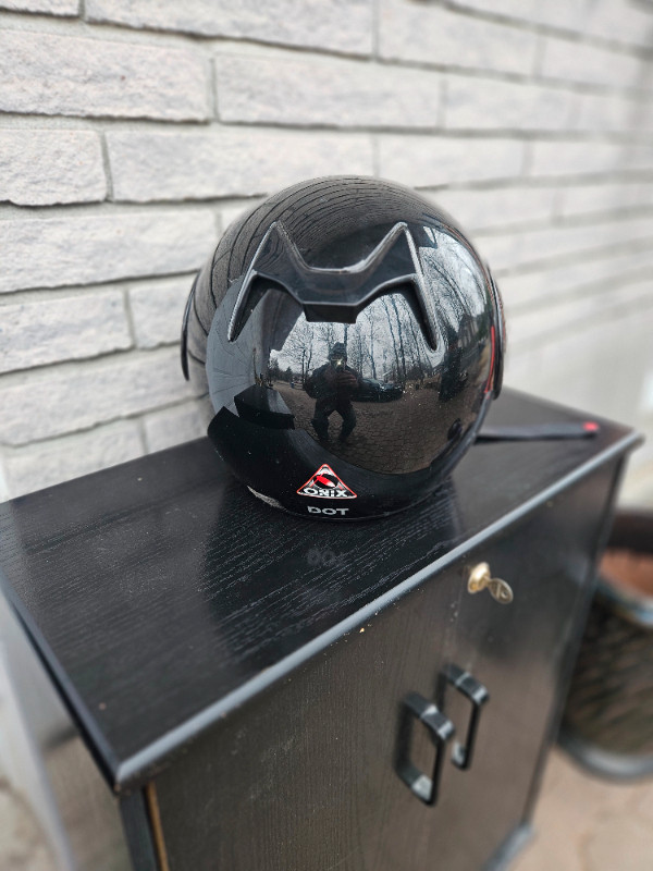 Casque de moto "Onix"(DOT) avec visière, pour adulte. Comme neuf dans Pièces et accessoires pour motos  à Laval/Rive Nord - Image 2