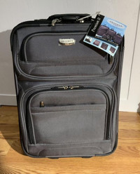 Tracker 18 inch Expandable Carry On Luggage