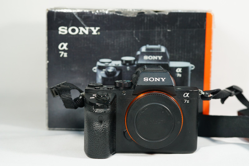 * top condition * Sony a7 II 24.3MP Mirrorless Camera Appareils photo et caméras Ville de