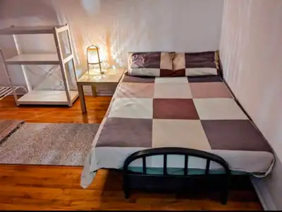 English/Français furnished room for rent Chambre meublée à louer $650 Room for rent furnished, and a...