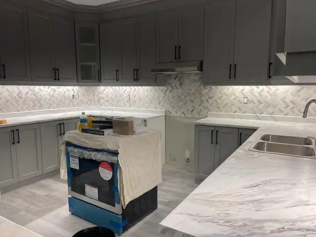 Tile expert many years experience in commercial and residential62864359540867121