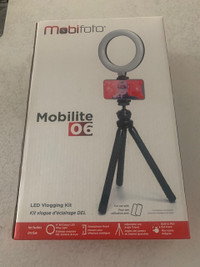 Mobifoto (Mobilite 06) - LED Vlogging Kit