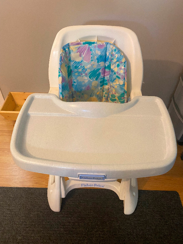 Baby High Chair in Feeding & High Chairs in Winnipeg