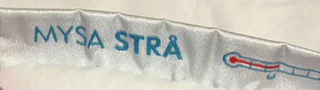 Duvets, Full Size in Bedding in Hamilton - Image 5