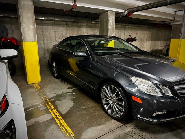 Rare Mercedes E350 Coupe Like New