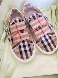 Toddler kids Burberry velcro shoes
