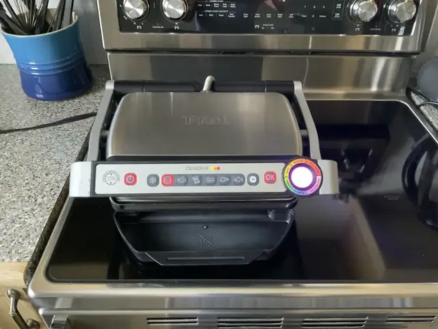 Tfal Opti grill in Microwaves & Cookers in Oakville / Halton Region - Image 6