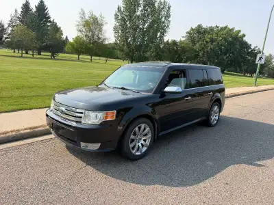 2009 ford flex limited awd Fully loaded runs drive active status alberta registration 3.5 v6 7-passe...