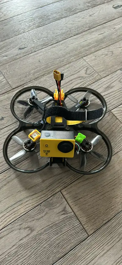 FPV cinewhoop SpeedyBee 3.5 caddx vista