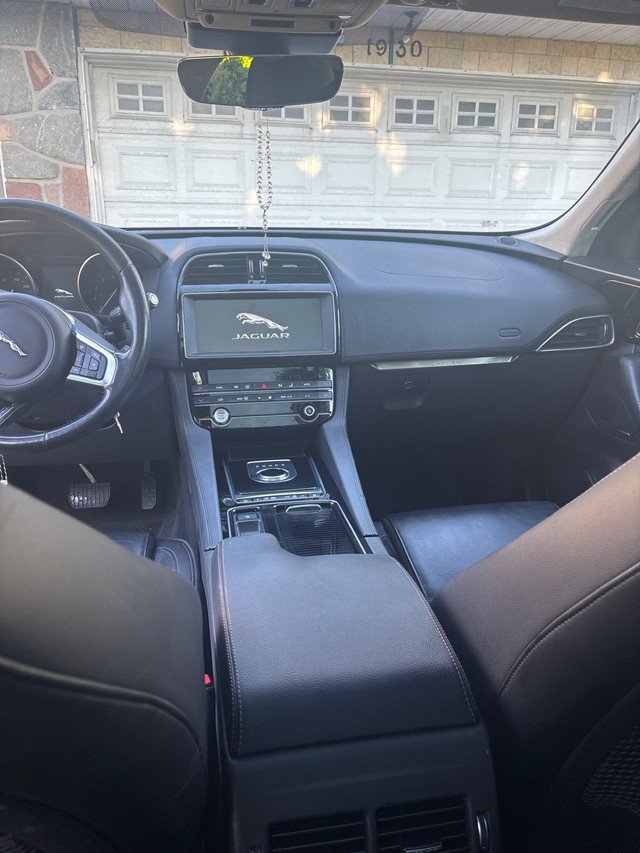 2020 Jaguar F Pace in Cars & Trucks in Ottawa - Image 4