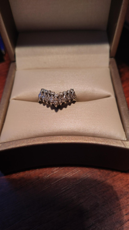 Ladies Diamond Ring in Jewellery & Watches in Ottawa - Image 2