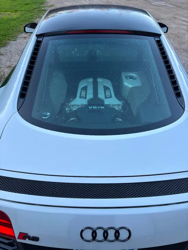 2009 Audi R8601862391045171203