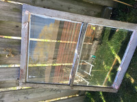 Single pane glass farm window