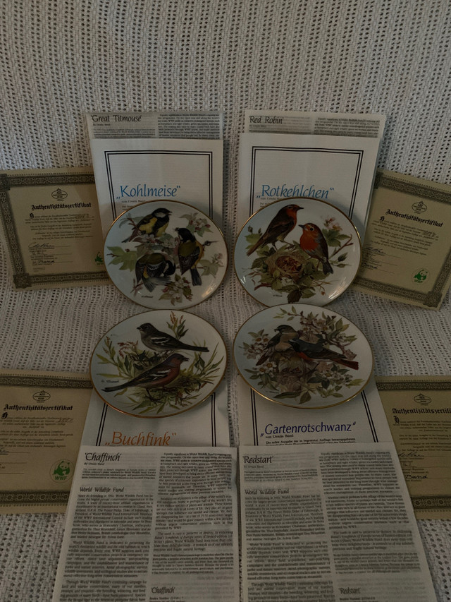 BNIB European Songbirds Collectors Plates - Set of 8 in Arts & Collectibles in City of Toronto - Image 2