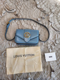 Authentic Louis Vuitton Pont Neuf 9 Leather Bag Blue