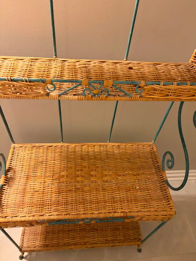 Iron and Wicker bakers rack. in Hutches & Display Cabinets in Barrie - Image 4