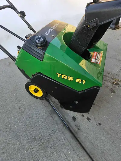 John Deere TRS21, View more