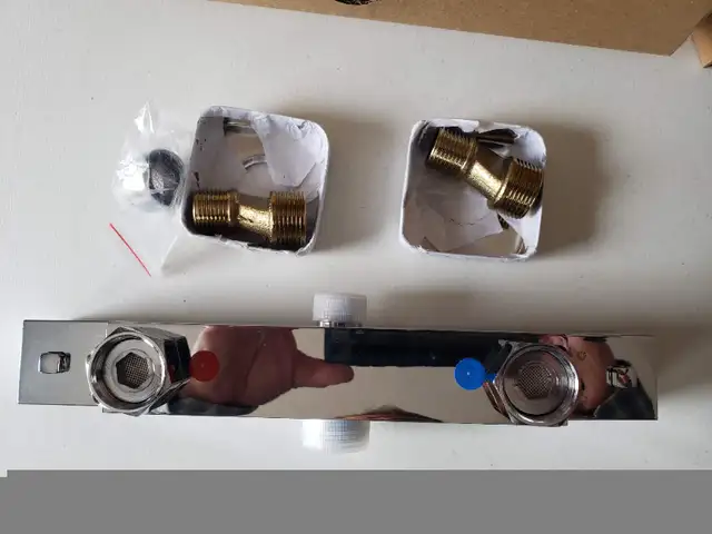 JetCloud Thermostatic Bath Shower Control Chrome in Bathwares in Mississauga / Peel Region - Image 4