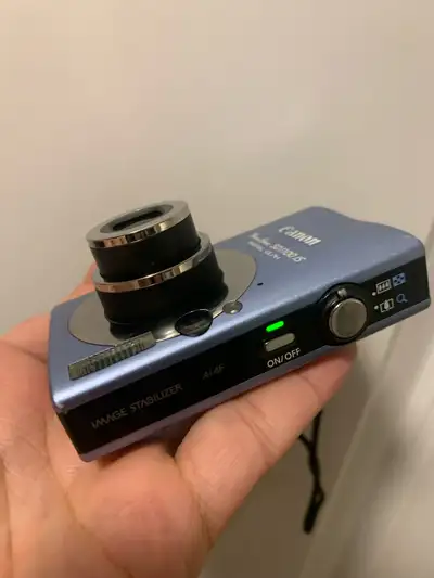 Canon PowerShot SD1100 IS Digital Camera , View more