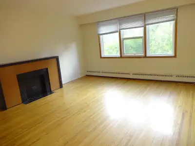 Beltline 2 bedroom apart, walk to 17 ava sw $1425/m+elect