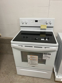 New on sale whirlpool glass top stove full warranty in stock 