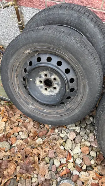 4 Jantes originales Toyota 205/55r16