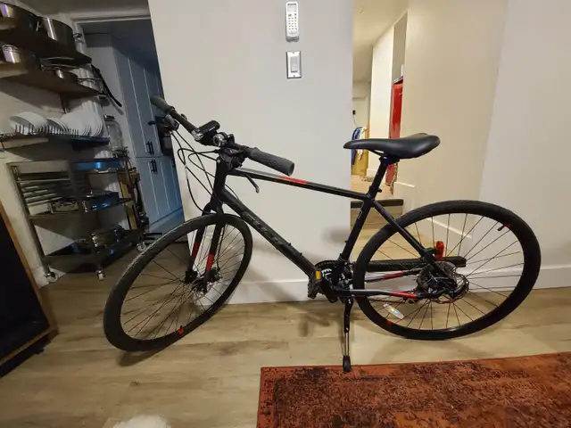 FUJI BICYCLE FOR SALE in Road in Kingston - Image 5