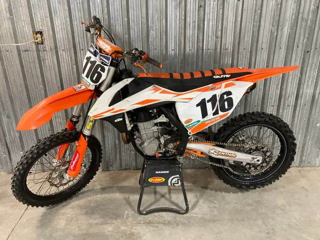 2017 KTM 450SXF in Dirt Bikes & Motocross in London - Image 3