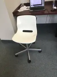 Chaise pour ordinateur ou pour bureau de marque Ikea 