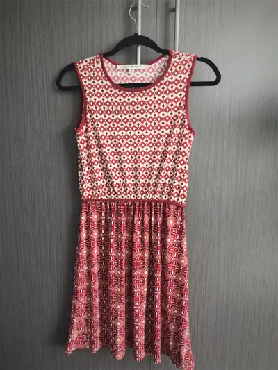 Max Studio XS red and white dress, View more