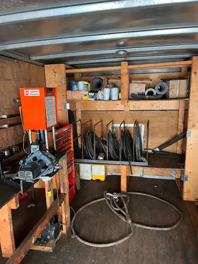 1999 GMC Savanna 6.5L diesel Gates 707 Hydraulic Hose Press All the applicable dies Various bulk hos...