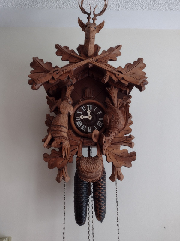 Cuckoo Clock in Arts & Collectibles in Barrie