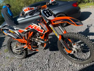 Selling my 2016 ktm 450 Full fmf exhaust New tires and chains and sprockets Oil change every 8 hours...