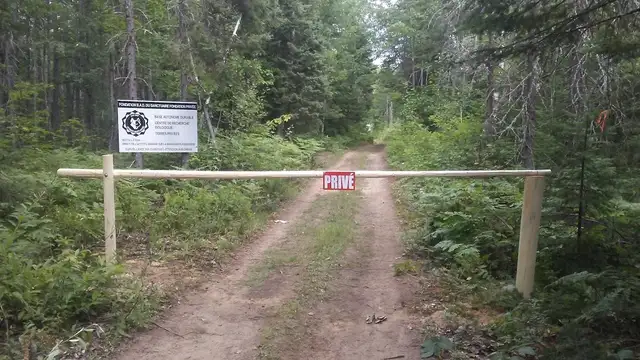 Belle Grande terre à bois à louer in Land for Sale in Québec City - Image 8