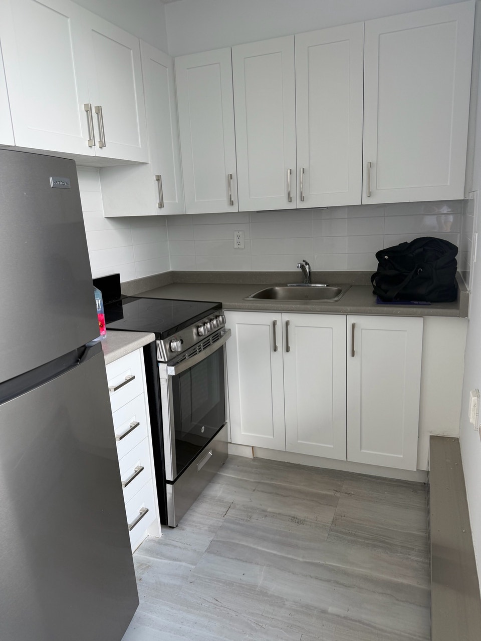 Lease Takeover - Bachelor/Studio Unit (1,5 month FREE) 5