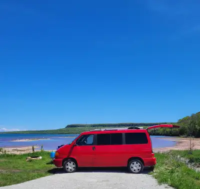 Turnkey camper with 200w solar,100Ah Lithium battery, 1000w inverter, fully fused electrical system...