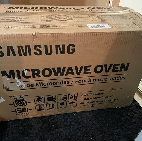 Samsung Over the Range Microwave, 1.1 cu. ft. Capacity, 550 CFM, in Microwaves & Cookers in Kitchener / Waterloo - Image 2