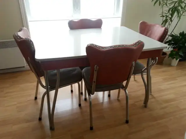 set de cuisine vintage année 50 in Dining Tables & Sets in Longueuil / South Shore - Image 3